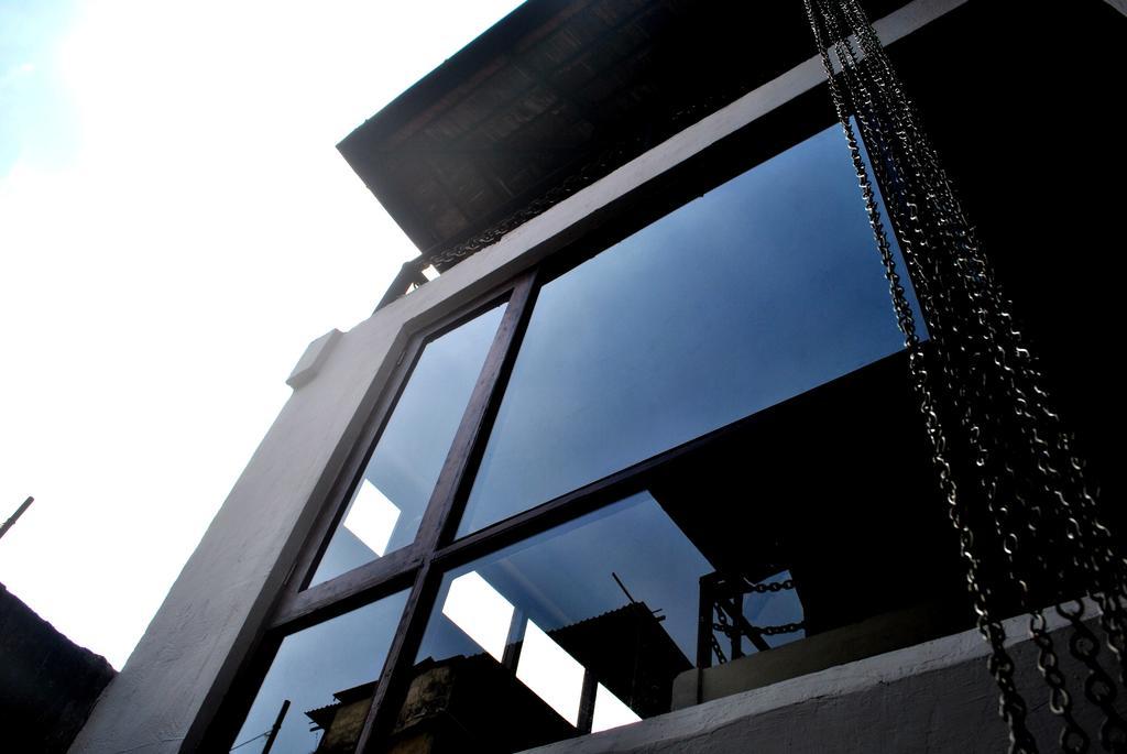 Niyati - Boutique Stay Kochi Bilik gambar